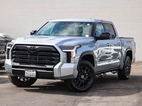 Used 2026 Toyota Tundra Limited AWD/4WD image 1
