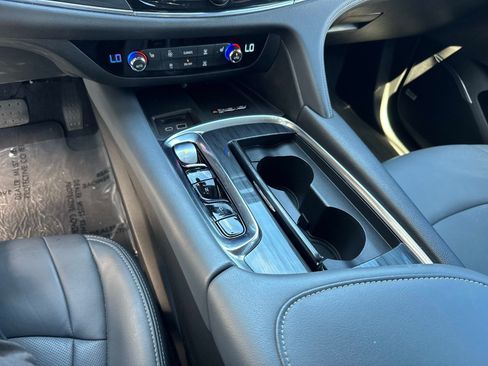 Used 2023 Buick Enclave Essence w/ Experience Buick Package FWD image 28