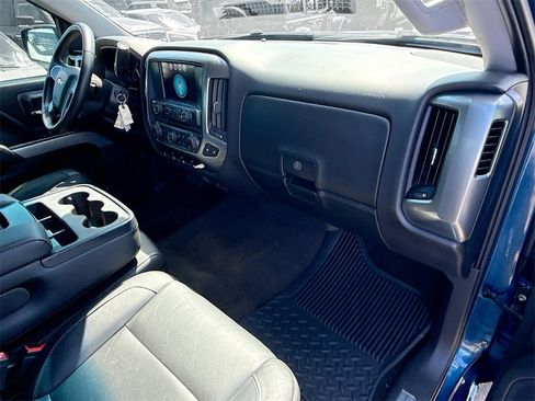 Used 2018 Chevrolet Silverado 1500 LT w/ All Star Edition image 34