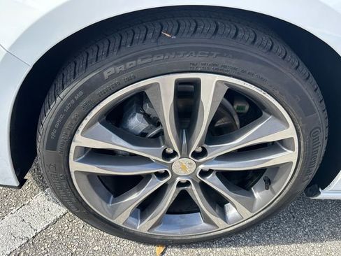 Used 2024 Chevrolet Malibu LT image 12