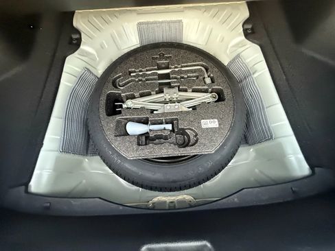 Used 2024 Honda Civic Touring image 24