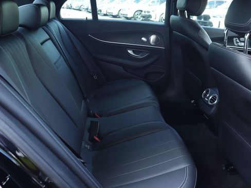 Used 2022 Mercedes-Benz E 450 4MATIC Sedan image 18