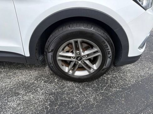 Used 2018 Hyundai Santa Fe Sport FWD image 10