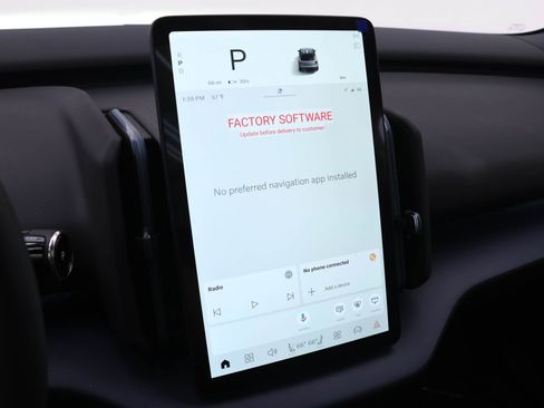 New 2026 Volvo EX30 Cross Country Ultra image 9