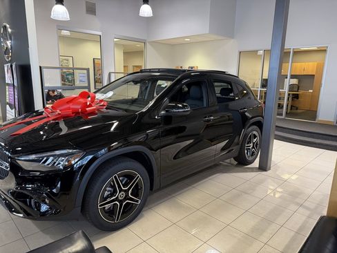 New 2026 Mercedes-Benz GLA 250 4MATIC image 1