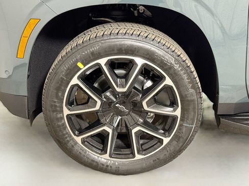 New 2026 Chevrolet Tahoe RST w/ Comfort Package AWD/4WD image 19