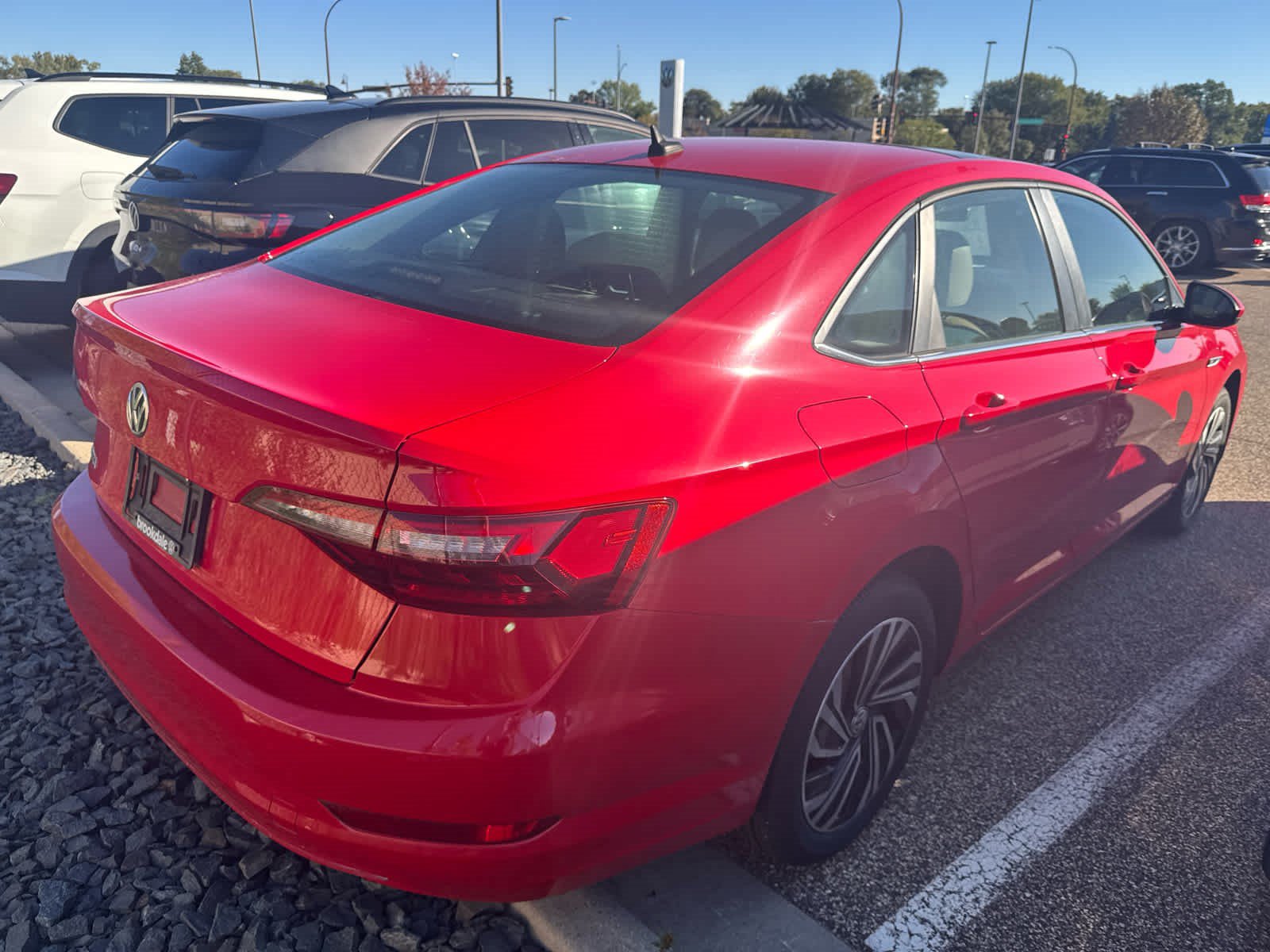 Used 2020 Volkswagen Jetta SEL FWD image 3