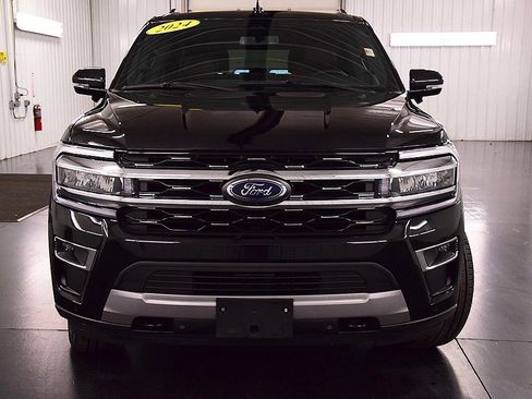 Used 2024 Ford Expedition Max Limited image 2