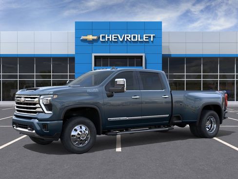 New 2026 Chevrolet Silverado 3500 High Country w/ High Country Premium Package AWD/4WD image 2