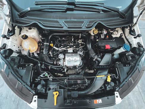 Used 2019 Ford EcoSport S image 24