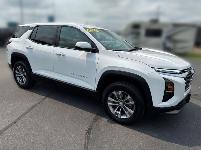 Used 2025 Chevrolet Equinox LT AWD/4WD image 7
