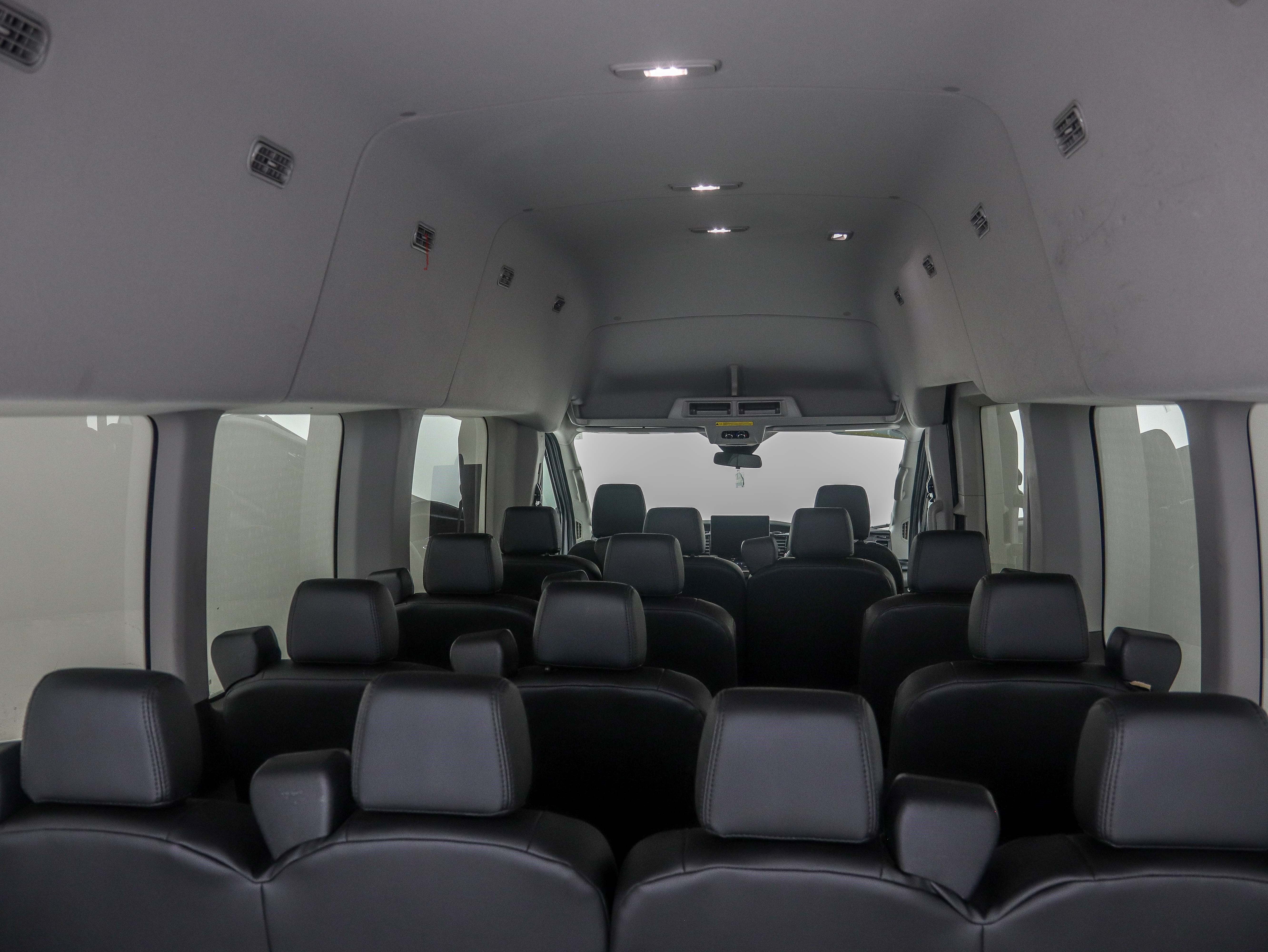 Used 2024 Ford Transit 350 XLT RWD image 13
