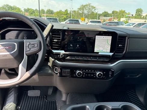New 2026 GMC Sierra 1500 Elevation w/ X31 Off-Road Package AWD/4WD image 19