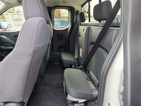 New 2026 Nissan Frontier S image 5