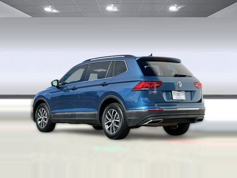 Used 2018 Volkswagen Tiguan SE image 3