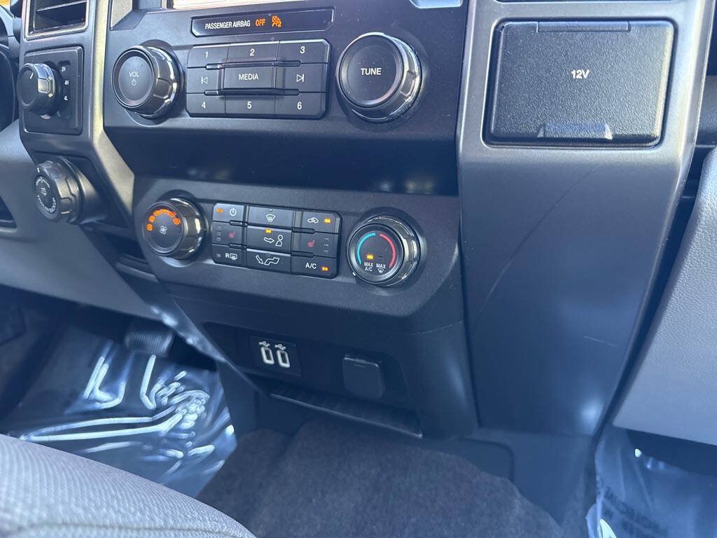 Used 2019 Ford F150 XLT w/ Equipment Group 302A Luxury AWD/4WD image 20