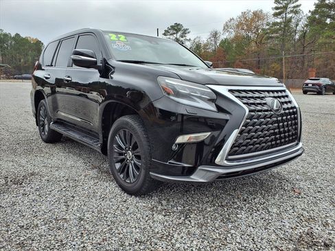 Used 2022 Lexus GX 460 Premium w/ Accessory Package image 3