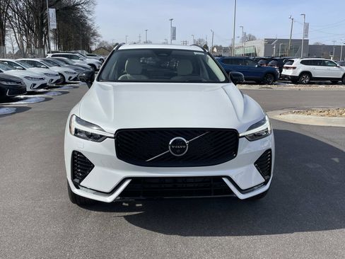 New 2026 Volvo XC60 B5 Ultra w/ Protection Package Premier image 2