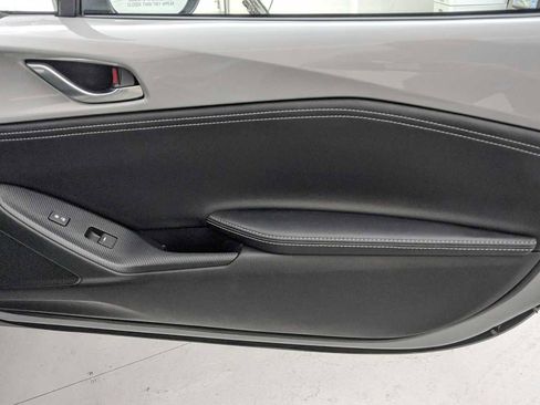 Used 2024 MAZDA MX-5 Miata RF Grand Touring RWD image 19