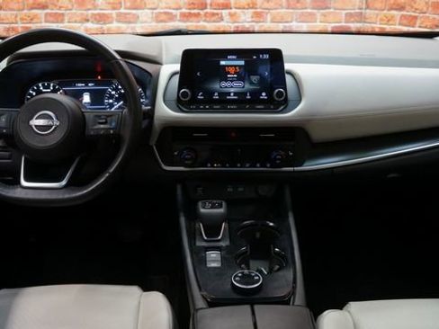 Certified 2024 Nissan Rogue SV w/ SV Premium Package AWD/4WD image 11