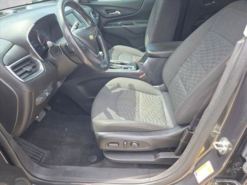 Used 2019 Chevrolet Equinox LT FWD image 16