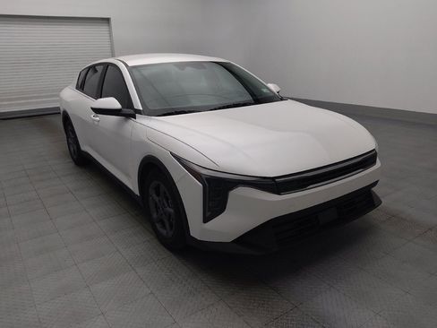 Used 2025 Kia K4 FWD image 13