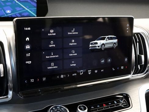 New 2025 Ford Expedition Max Platinum w/ Driver's Package image 23