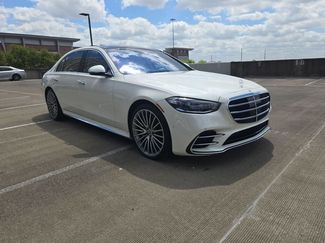 Used 2023 Mercedes-Benz S 500 4MATIC video 3