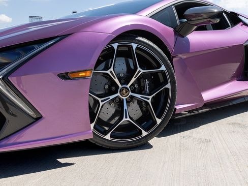 Used 2026 Lamborghini Revuelto AWD/4WD image 15