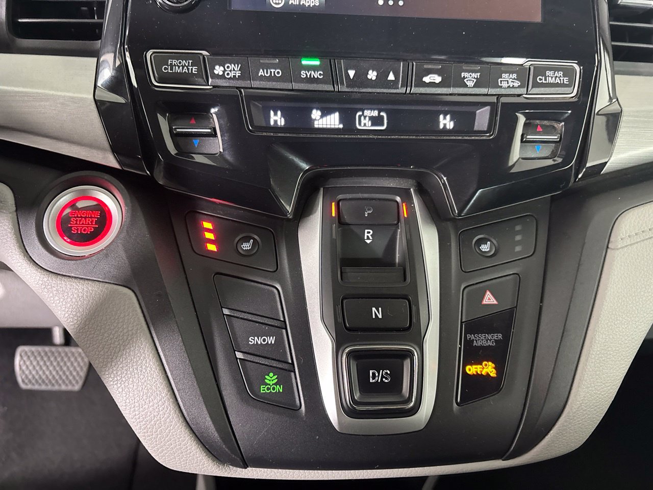 Used 2018 Honda Odyssey EX image 18