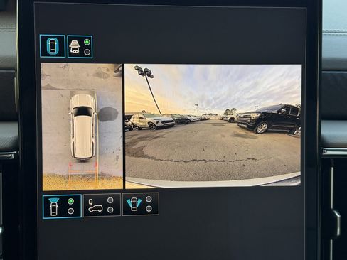 New 2026 GMC Yukon XL Denali w/ Denali Reserve Package image 36