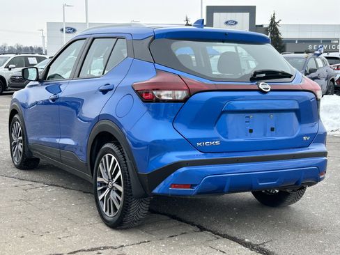 Used 2021 Nissan Kicks SV image 5