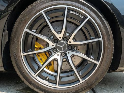 Used 2022 Mercedes-Benz SL 63 AMG 4MATIC image 32
