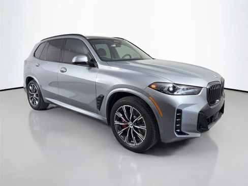 New 2026 BMW X5 xDrive40i w/ M Sport Package AWD/4WD image 3
