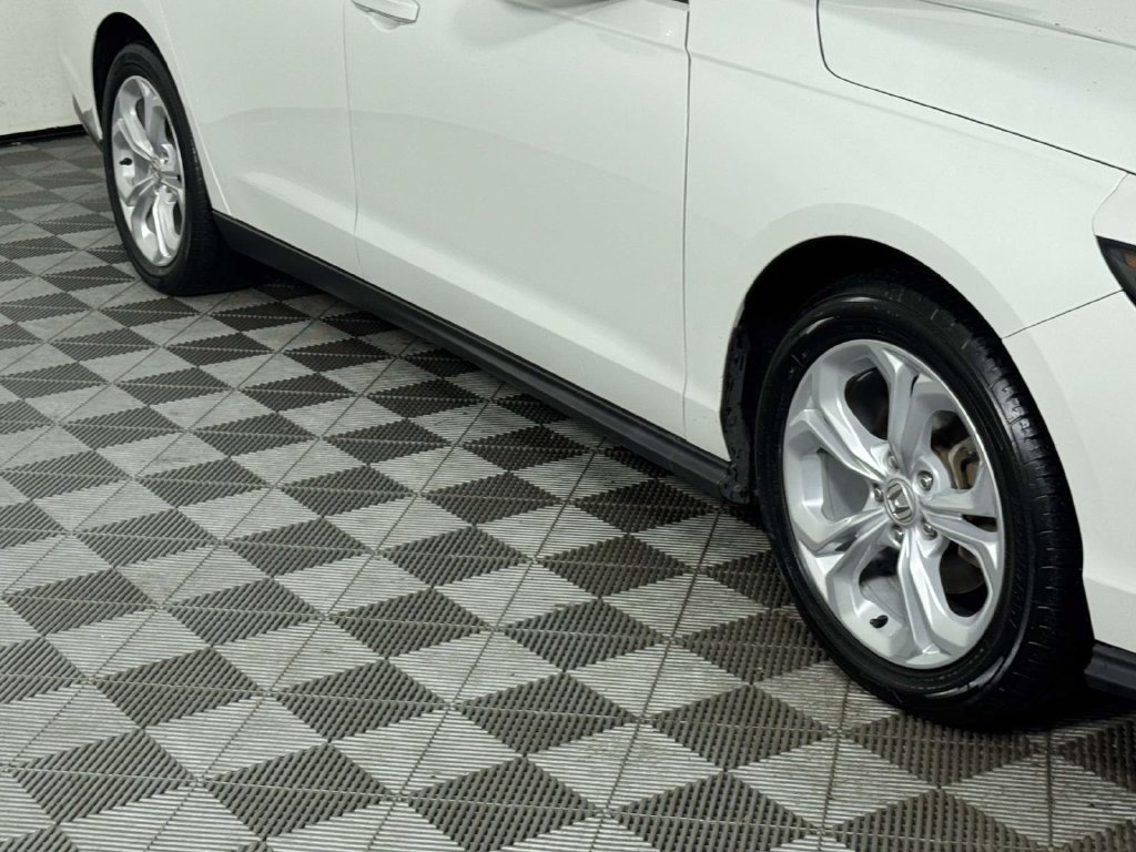 Used 2024 Honda Accord LX image 12