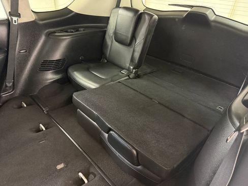 Used 2017 INFINITI QX80 4WD w/ Driver Assistance Package image 86