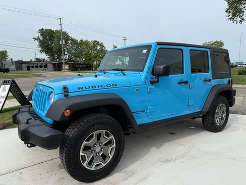Used 2018 Jeep Wrangler Unlimited Rubicon w/ Cold Weather Group AWD/4WD image 1