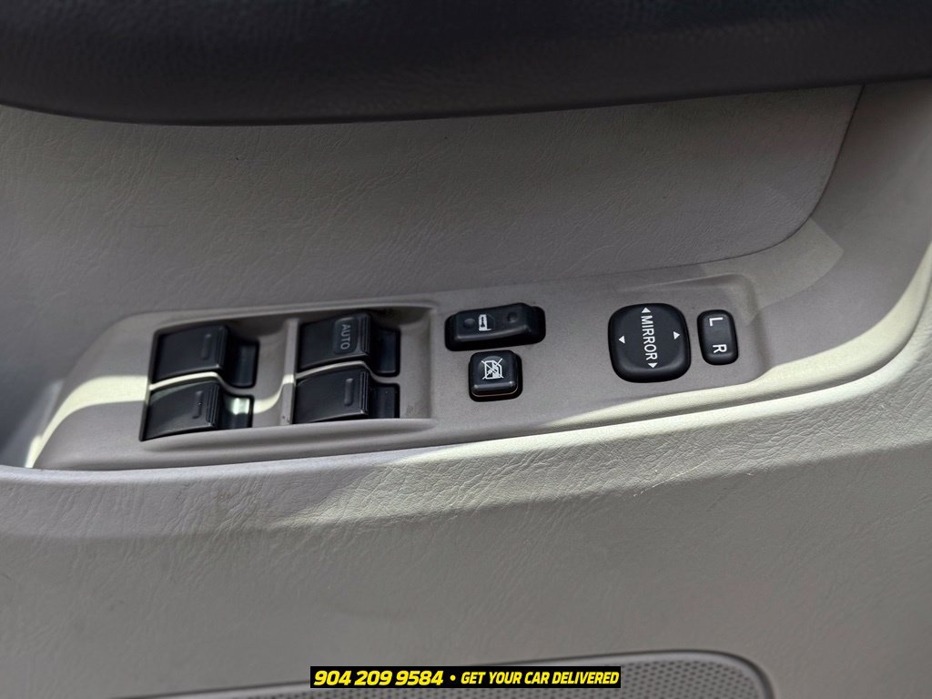 Used 2006 Toyota 4Runner SR5 RWD image 15