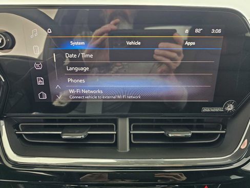 New 2026 Chevrolet Trax RS w/ Driver Confidence Package image 24