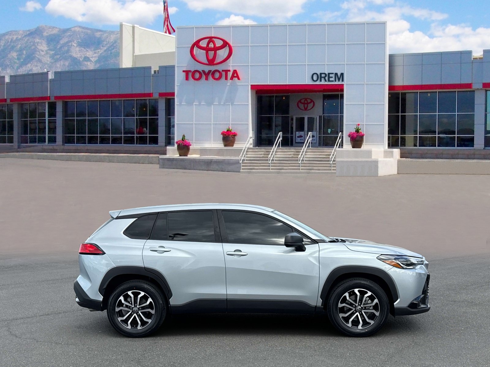 Used 2025 Toyota Corolla Cross AWD Hybrid image 3