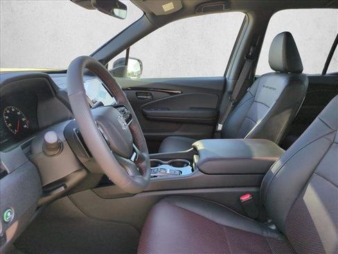 Used 2026 Honda Ridgeline Black Edition image 16