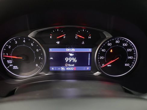 Used 2024 GMC Terrain SLT AWD/4WD image 37