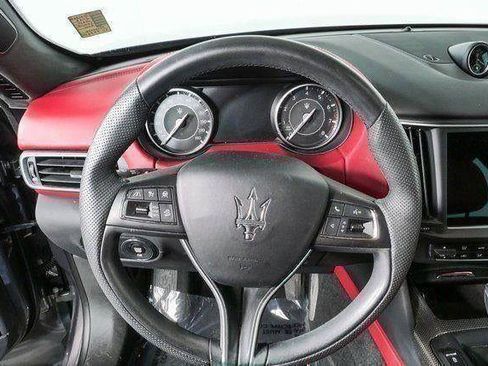 Certified 2023 Maserati Levante GT AWD/4WD image 9