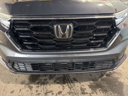 Used 2023 Honda CR-V EX image 12