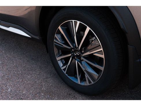 Certified 2026 INFINITI QX60 Luxe w/ Cargo Package image 5