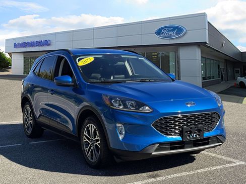 Used 2021 Ford Escape SEL w/ Technology Package image 2