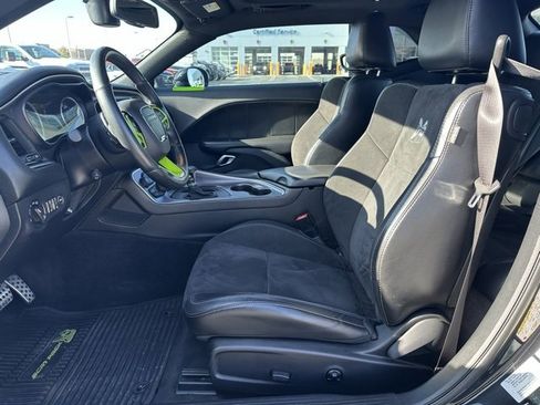 Used 2017 Dodge Challenger R/T Scat Pack image 2