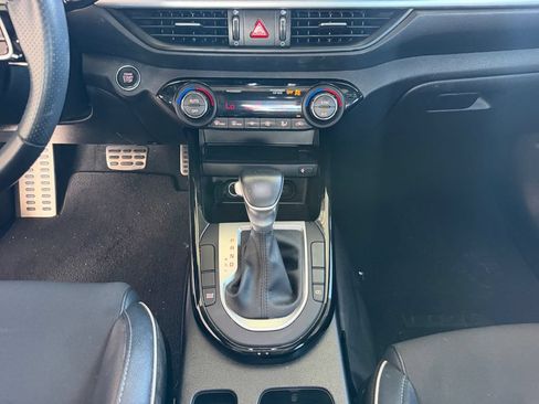 Used 2024 Kia Forte GT-Line w/ GT-Line Premium Package FWD image 11