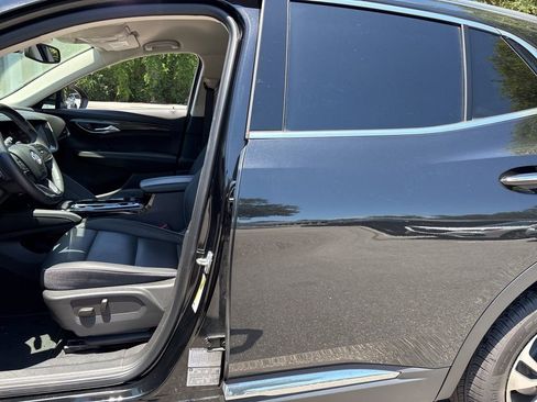 Used 2023 Buick Envision Essence FWD image 10