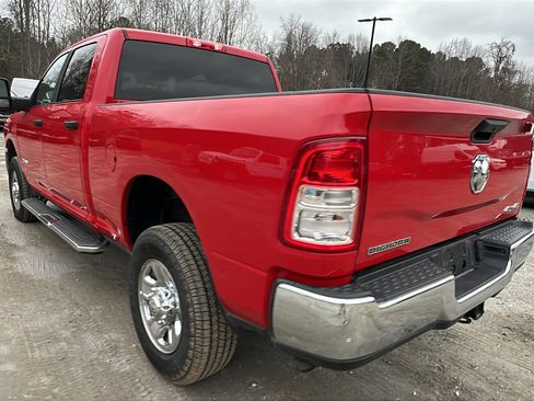 Used 2024 RAM 2500 Big Horn w/ Bed Utility Group image 10